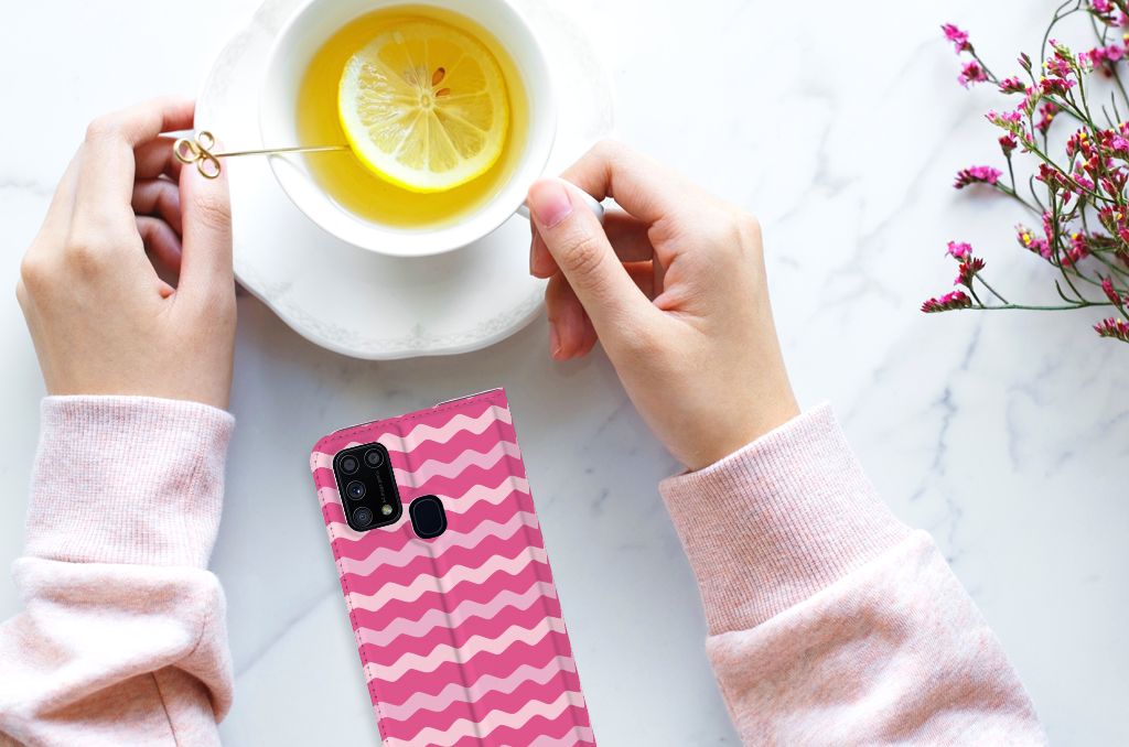 Samsung Galaxy M31 Hoesje met Magneet Waves Pink - B2C Telecom