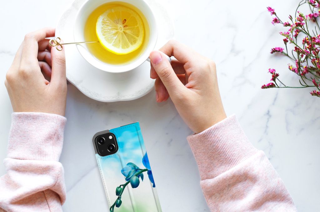 iPhone 13 Mini Smart Cover Orchidee Blauw - Cadeau voor je Moeder - B2C Telecom