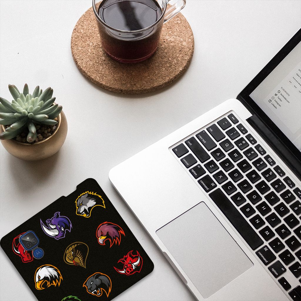 Motorola Moto G9 Play Magnet Case Cartoon design featuring colorful cartoon animal heads on a laptop desk.