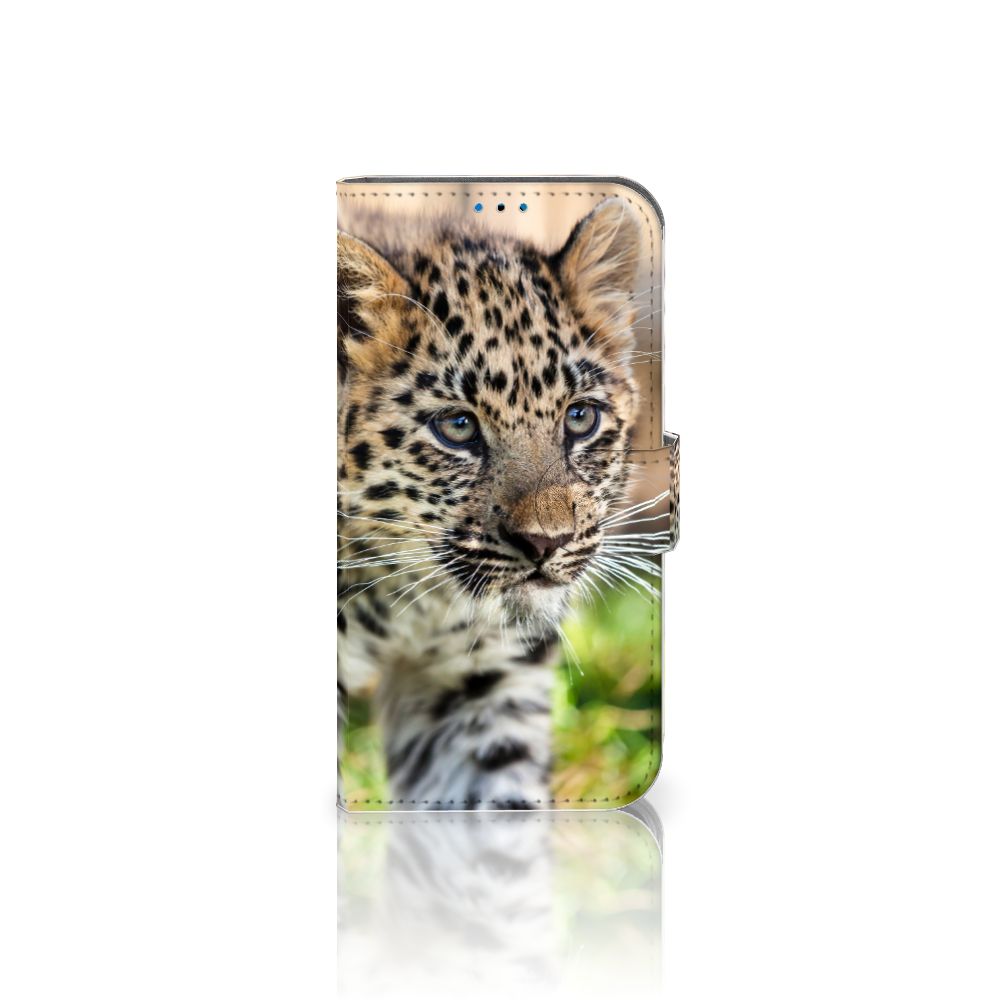 iPhone 14 Pro Telefoonhoesje met Pasjes Baby Luipaard met schattige welp afbeelding