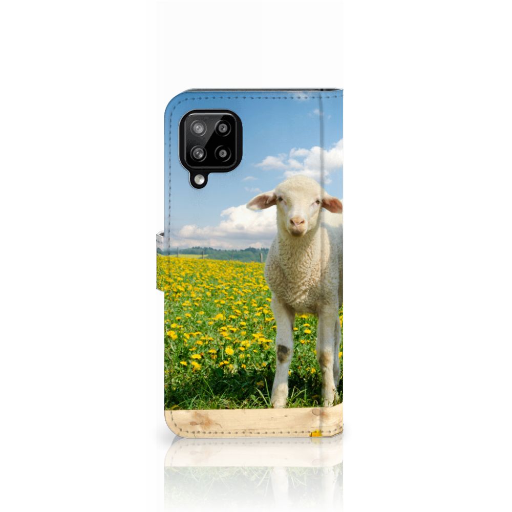 Samsung Galaxy A22 4G | M22 Telefoonhoesje met Pasjes Schaap en Lammetje