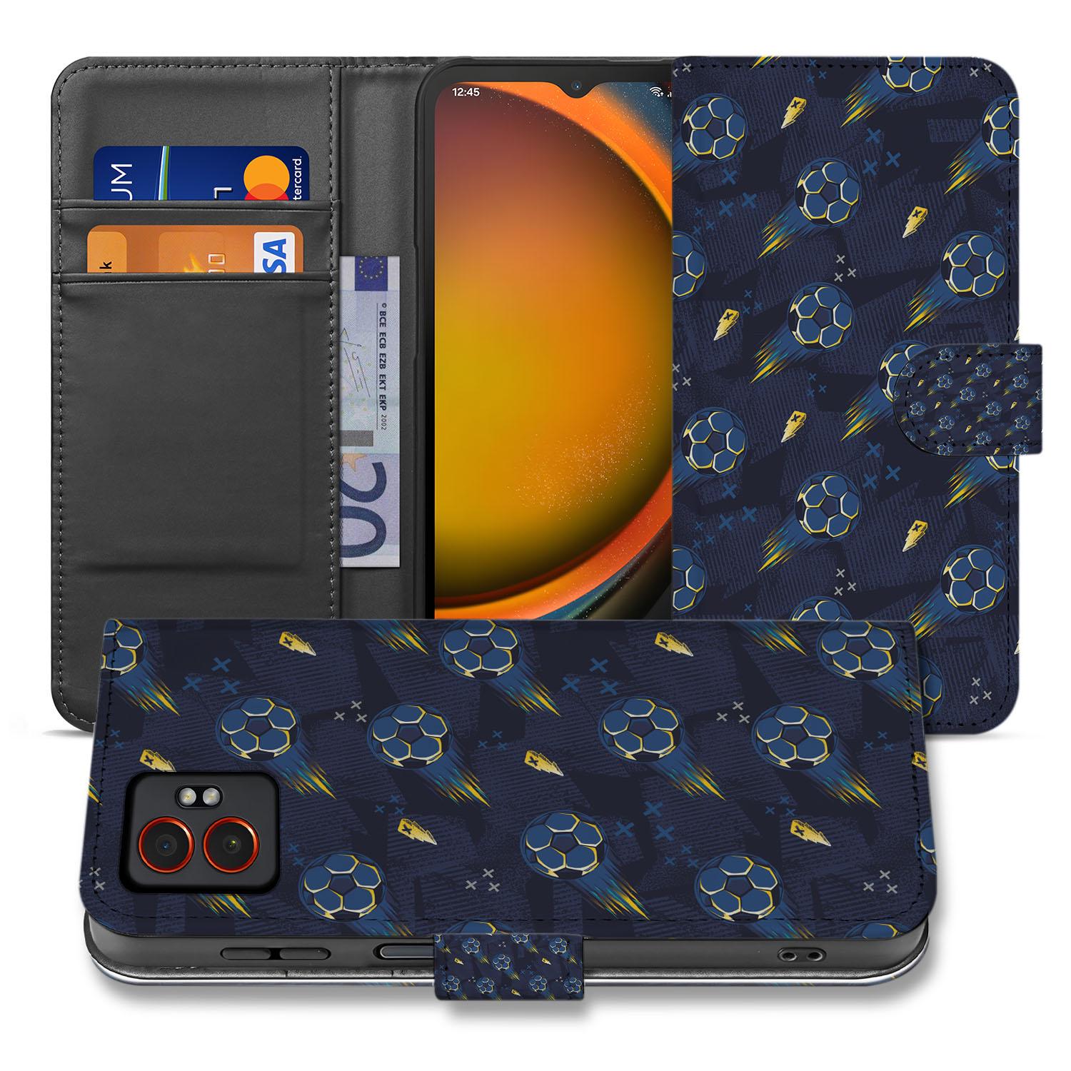 Voetbal Design Samsung Galaxy XCover 7 Pro Bookcase Hoesje In Blauw PU Leer Met 3 Pasjes En Voetbalmotief vooraanzicht