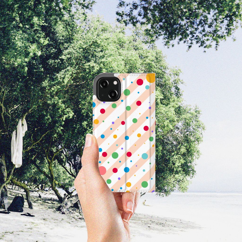 iPhone 13 Hoesje met Magneet Dots
