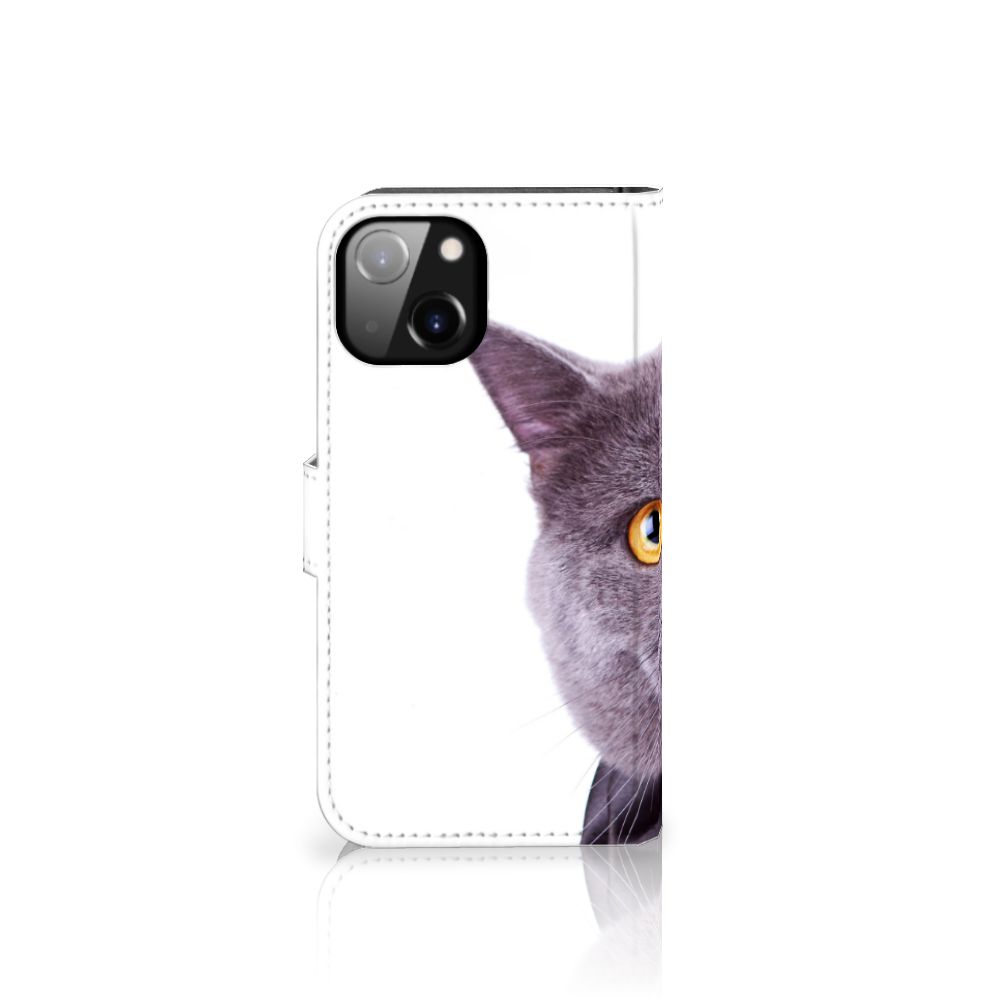 Apple iPhone 14 Telefoonhoesje met Pasjes Kat met mooi grijs katje 🐱 en oranje ogen.