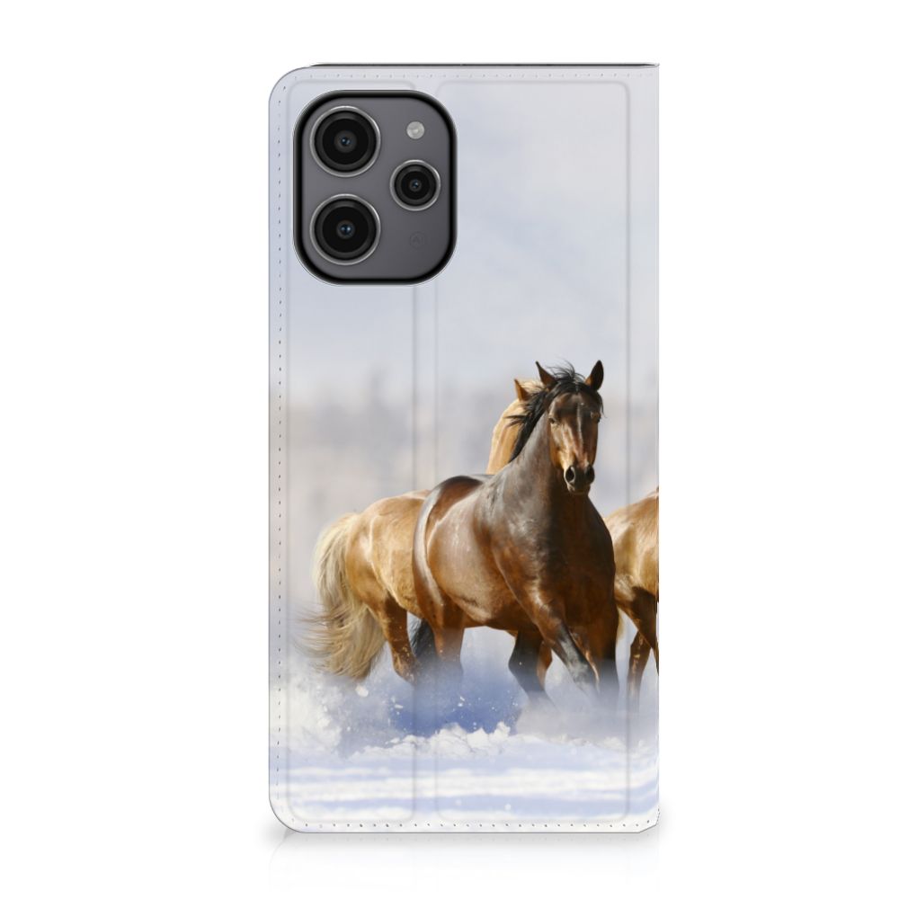 Xiaomi Redmi 12 4G Hoesje maken Paarden met afbeelding van paarden in de sneeuw.