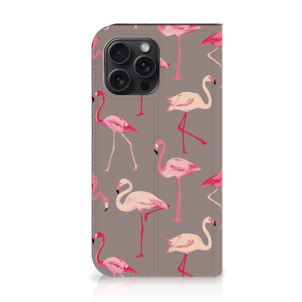 iPhone 15 Pro Max Hoesje maken Flamingo met opvallende rode flamingo's op een grijze achtergrond.