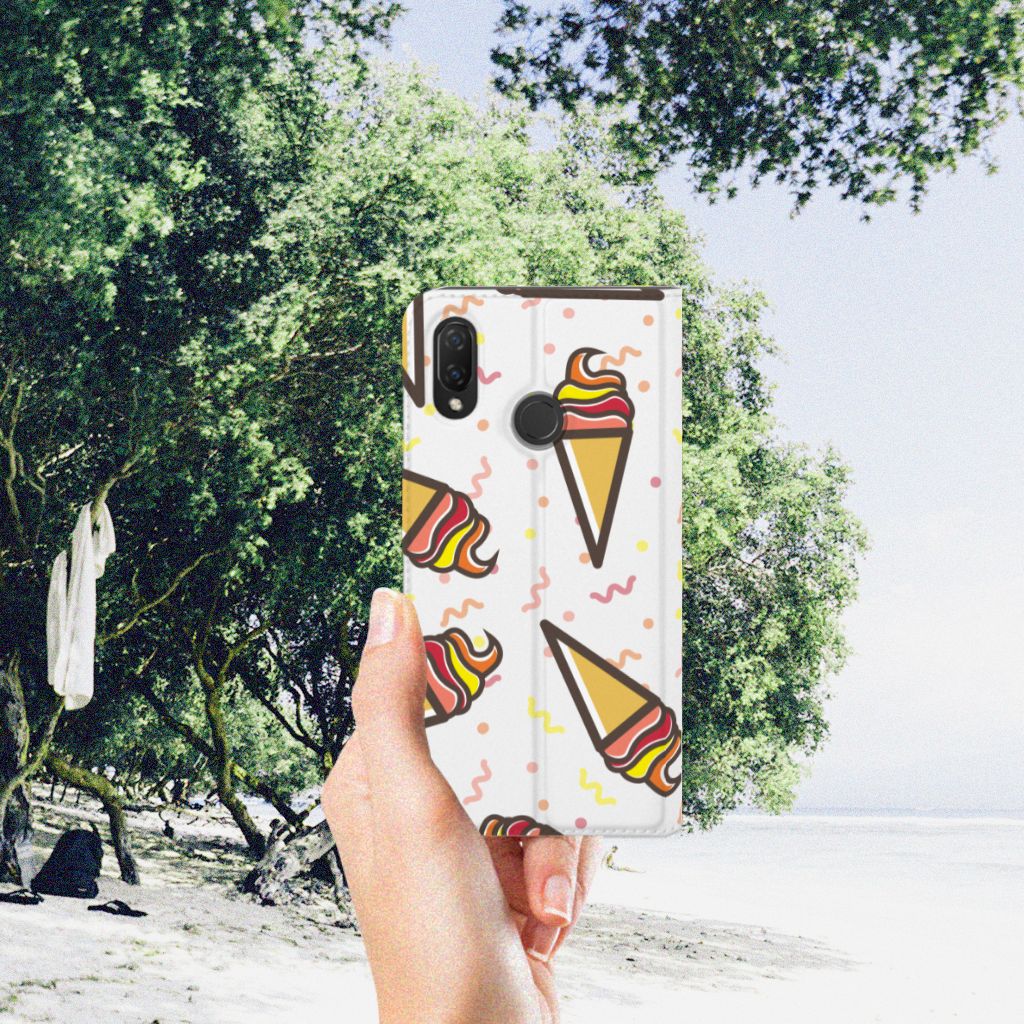 Huawei P Smart Plus Flip Style Cover Icecream