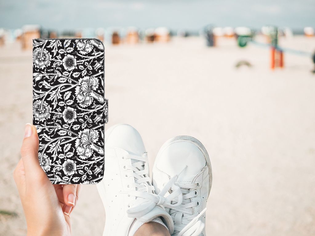 Samsung Galaxy A03s Hoesje Black Flowers