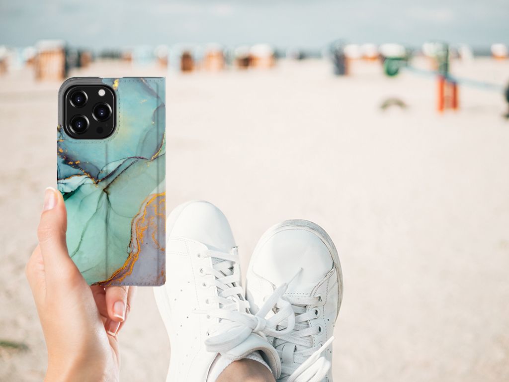Bookcase voor iPhone 13 Pro Watercolor Mix - B2C Telecom