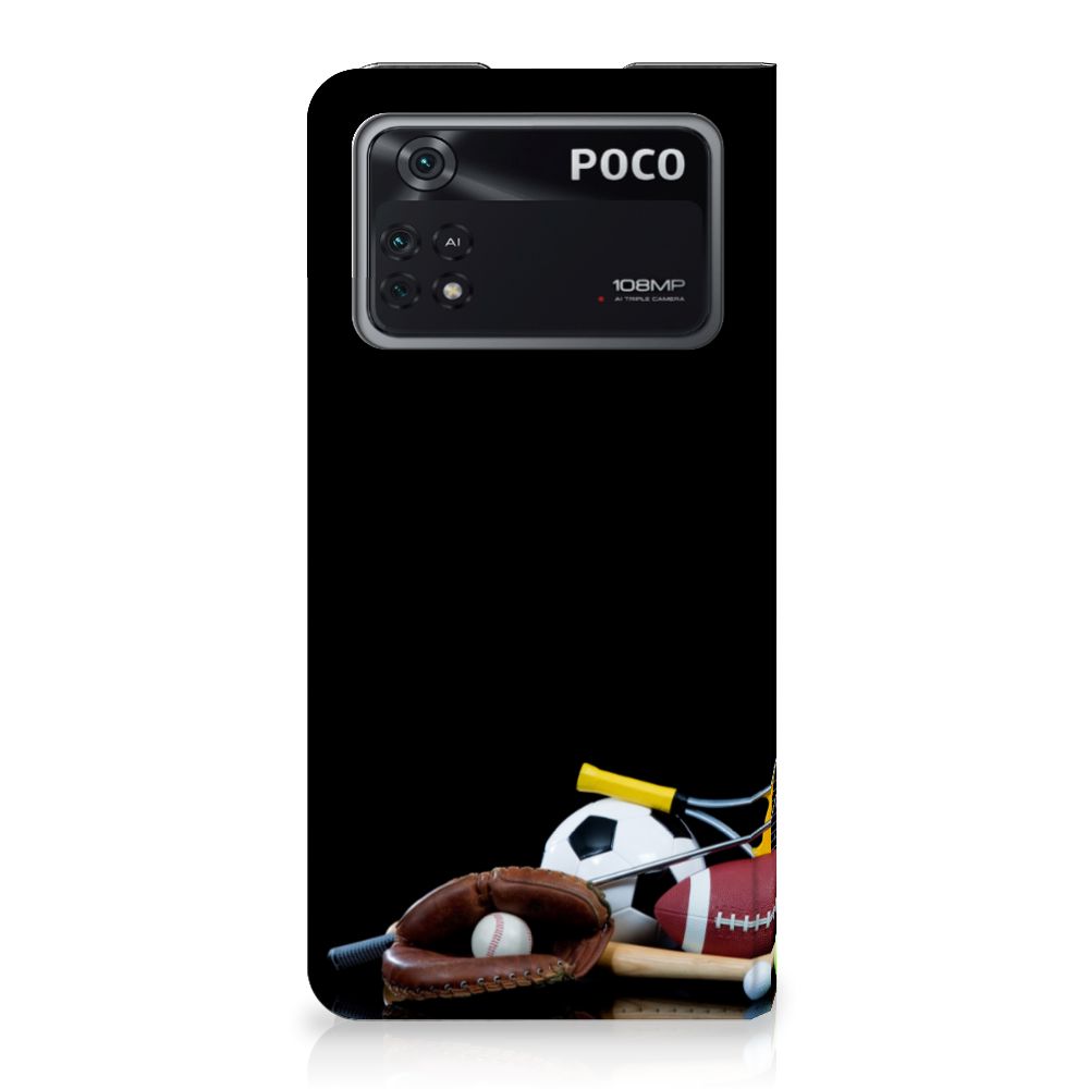Poco X4 Pro 5G Hippe Standcase Sports met sportuitrusting zoals voetbal en tennis.