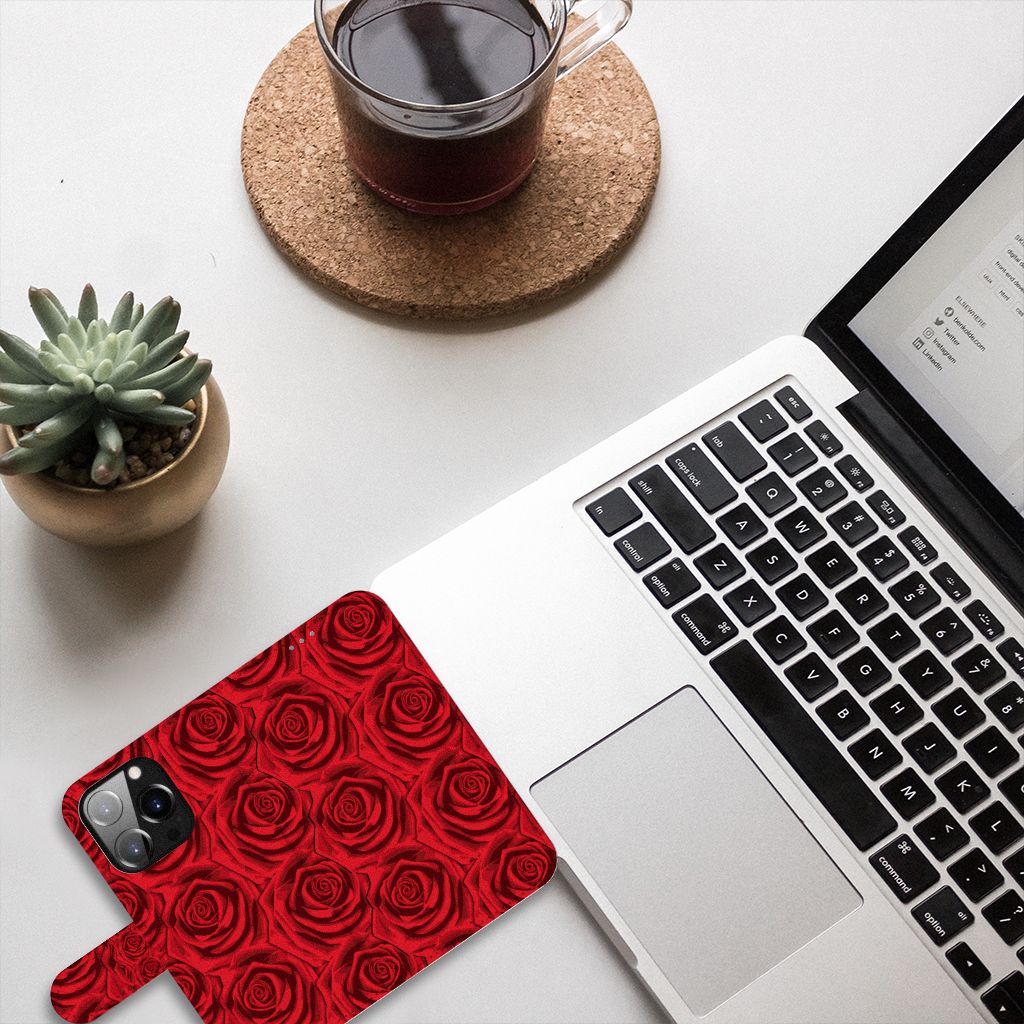 iPhone 14 Pro Hoesje Red Roses