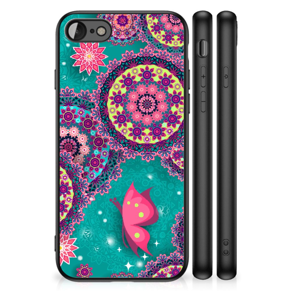 iPhone SE 2022 | SE 2020 | 7/8 Leuk Telefoonhoesje Cirkels en Vlinders met een kleurig design en patronen.
