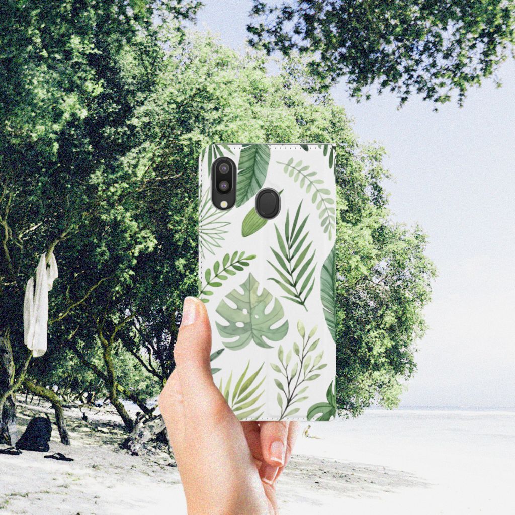 Samsung Galaxy M20 Smart Cover Leaves