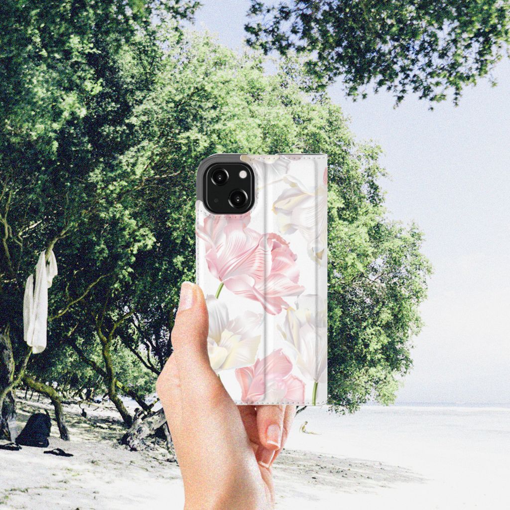 iPhone 13 Smart Cover Lovely Flowers