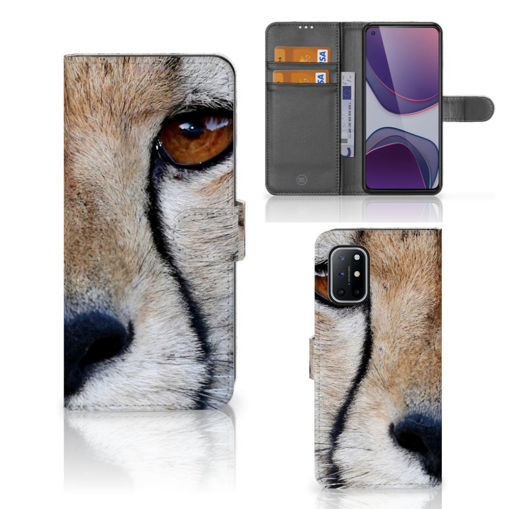 OnePlus 8T Telefoonhoesje met Pasjes Cheetah met close-up van een cheeta en ruimte voor 3 pasjes.