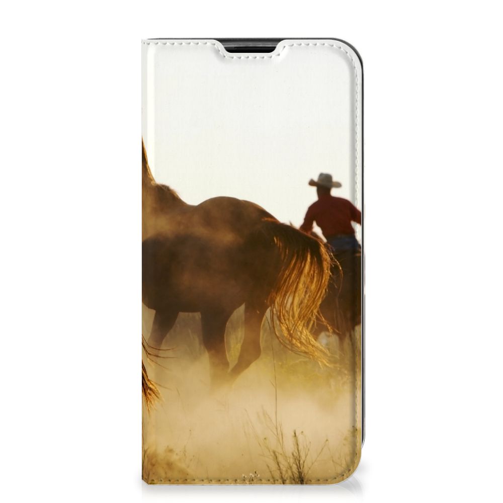 Huawei P40 Lite Hoesje maken Design Cowboy met paardenprint en cowboy in het veld.