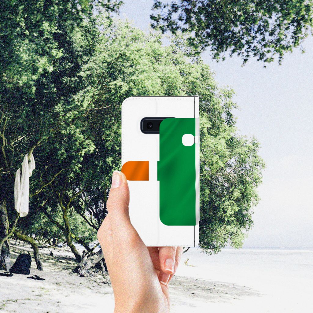 Samsung Galaxy S10e Standcase Polen