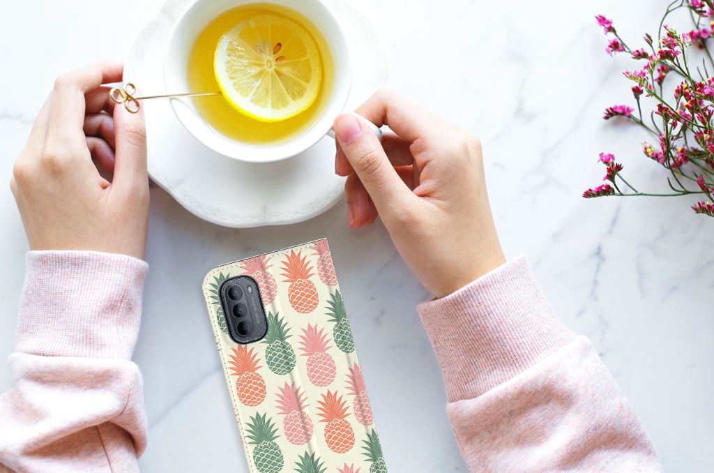 Motorola Moto G31 | G41 Flip Style Cover Ananas - B2C Telecom