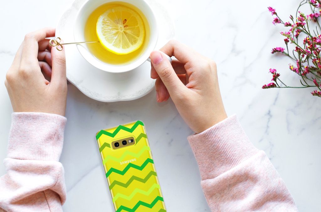Samsung Galaxy S10e TPU bumper Zigzag Groen