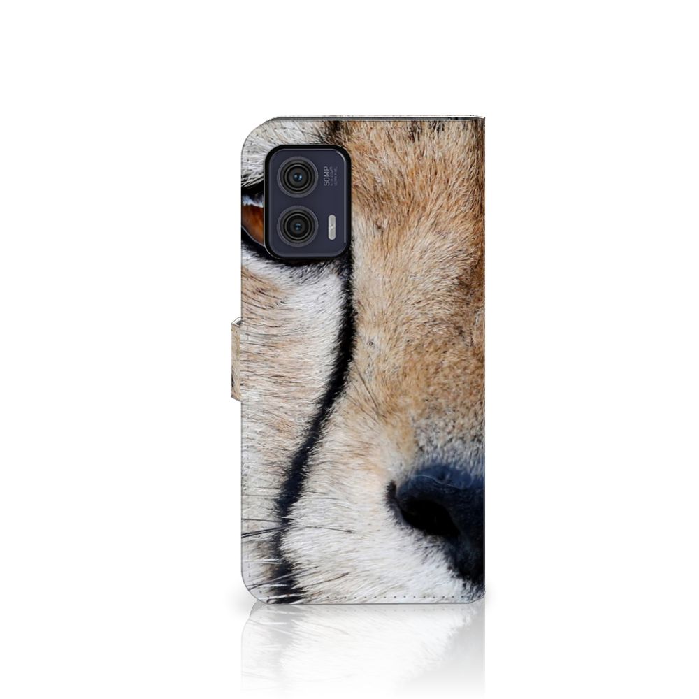 Motorola Moto G73 Telefoonhoesje met Pasjes Cheetah close-up afbeelding