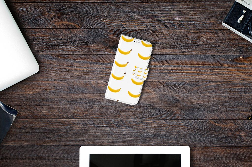 Apple iPhone 13 Book Cover Banana