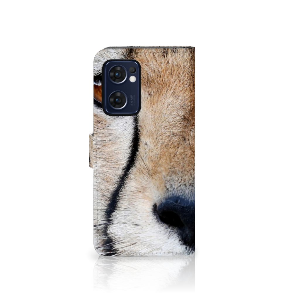 OPPO Find X5 Lite | Reno 7 5G Telefoonhoesje met Pasjes Cheetah, close-up van cheeta op telefoonhoesje.