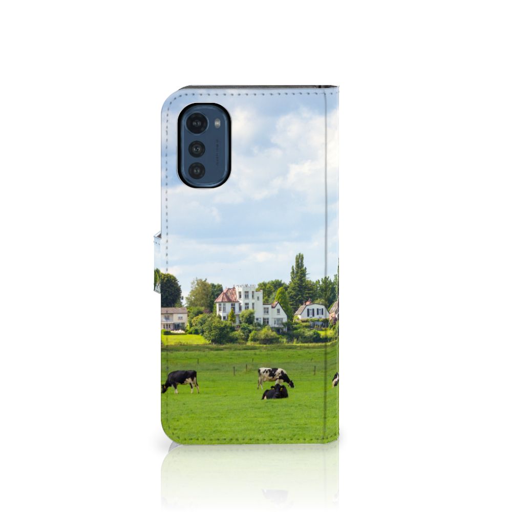 Motorola Moto E32 | Moto E32s Telefoonhoesje met Pasjes Koeien