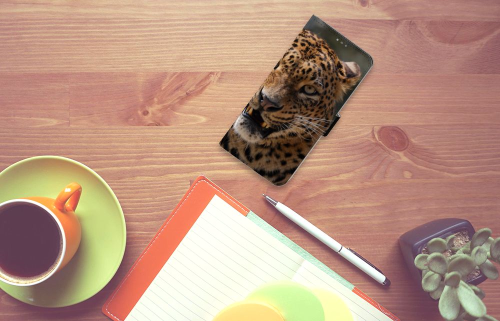Nokia 2.4 Telefoonhoesje met Pasjes Luipaard