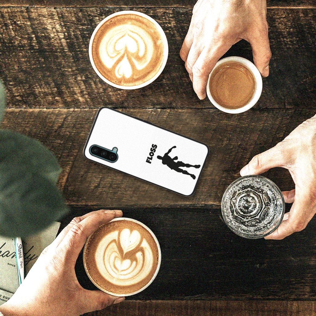 OnePlus Nord CE 5G Hoesje Floss B2C Telecom