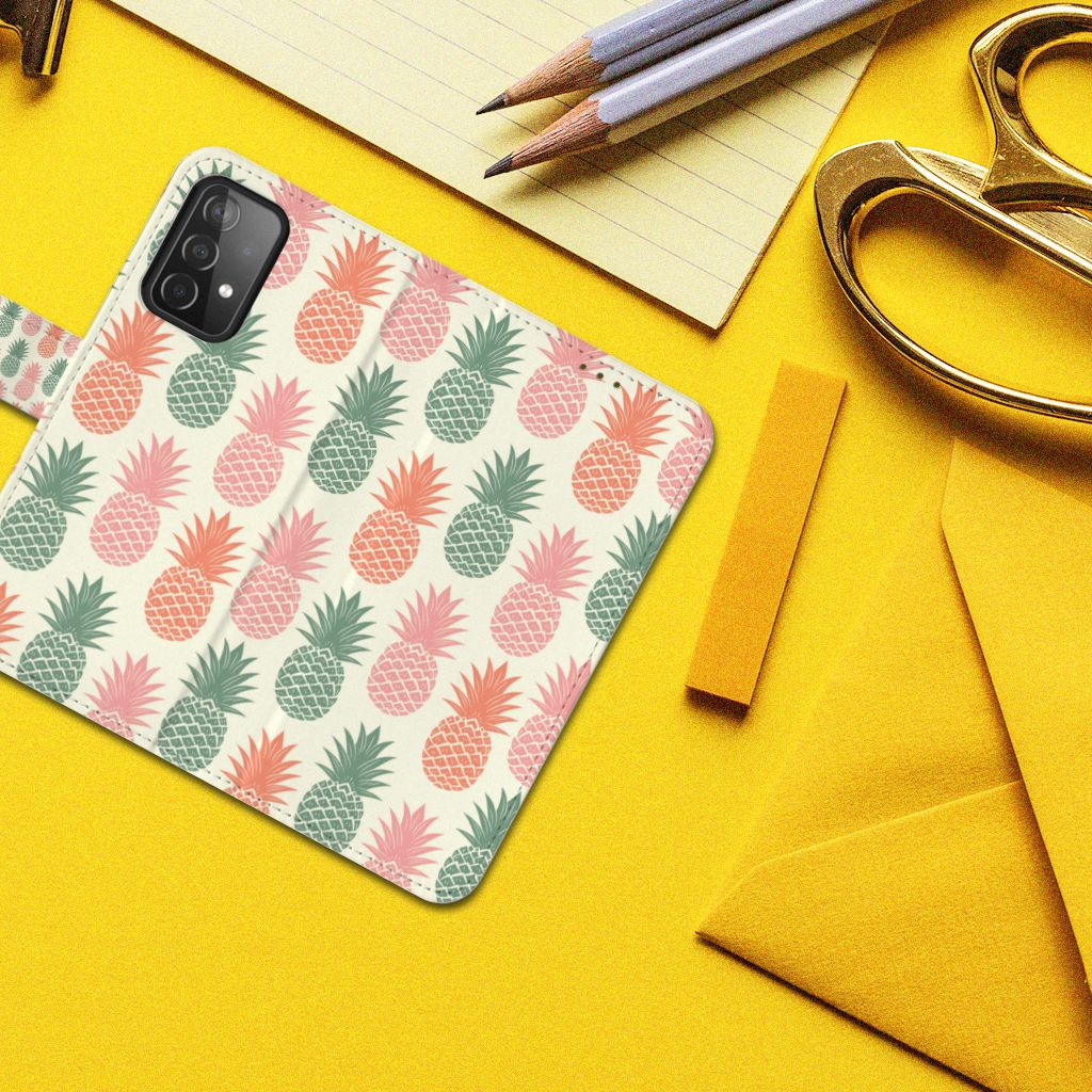 Samsung Galaxy A52 Book Cover Ananas