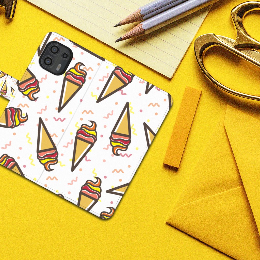 Motorola Edge 20 Lite Book Cover Icecream
