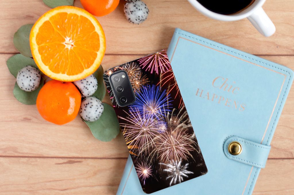 Samsung Galaxy S20 FE Hippe Standcase Vuurwerk - B2C Telecom