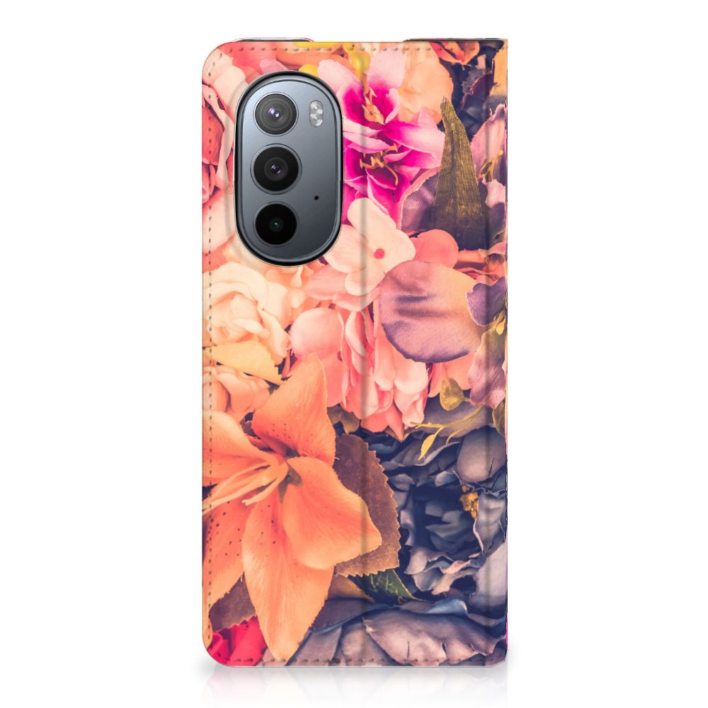 Motorola Edge 30 Pro Smart Cover Bosje Bloemen - B2C Telecom