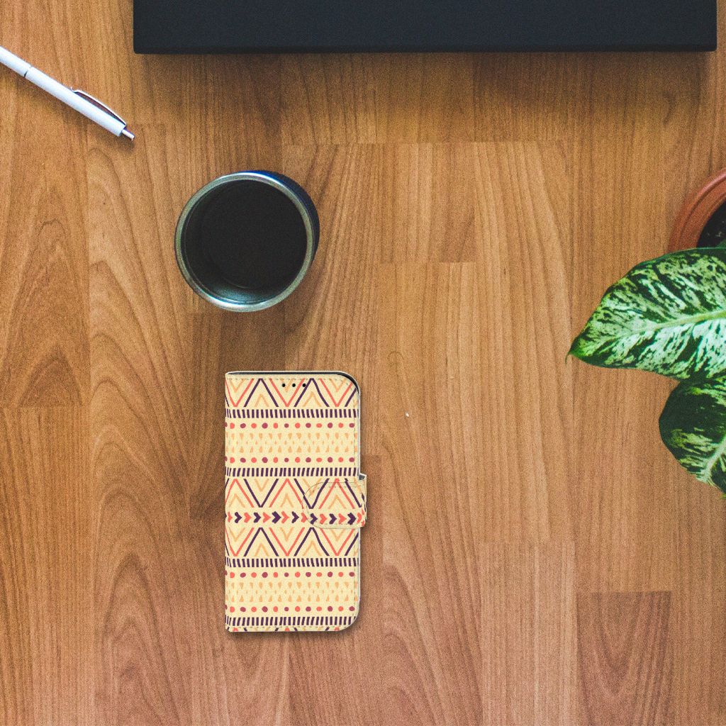 iPhone 13 Mini Telefoon Hoesje Aztec Yellow