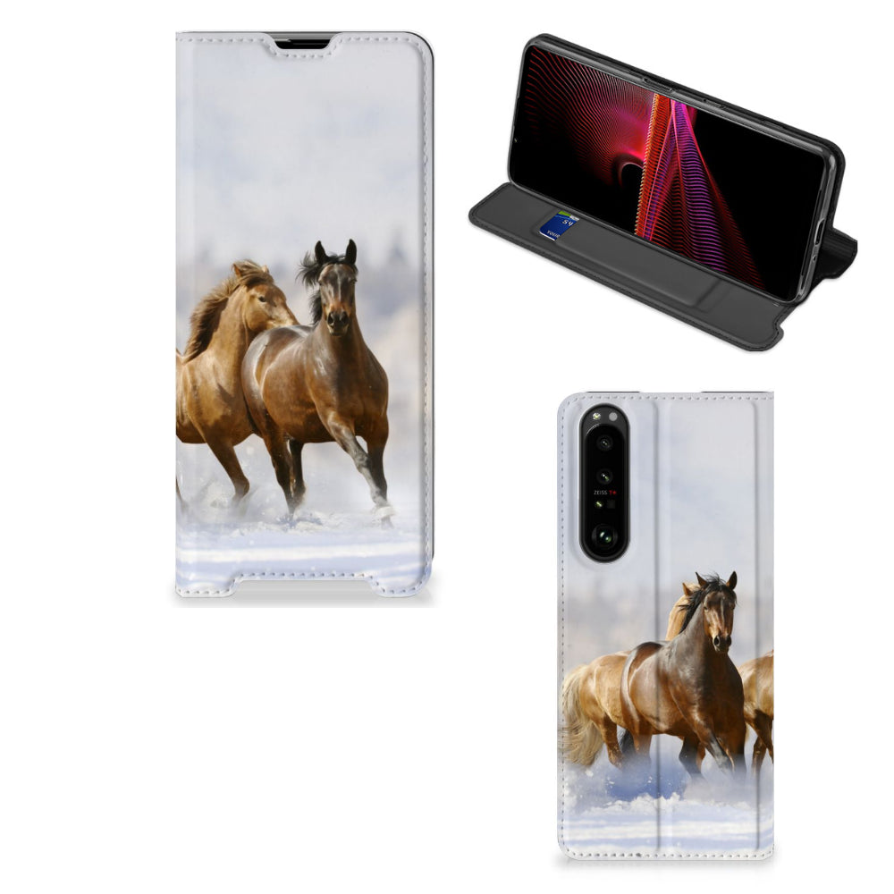 Sony Xperia 1 III Hoesje maken Paarden met paardenprint en veiligheidsfunctionaliteit voor paardliefhebbers.