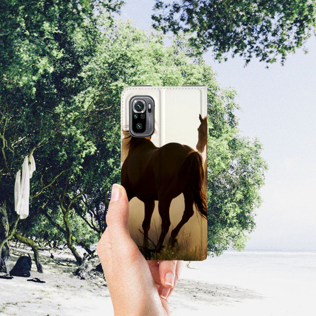 Xiaomi Redmi Note 10/10T 5G | Poco M3 Pro Hoesje maken Design Cowboy met paard op een smartphonehoesje