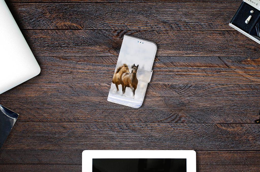 iPhone 14 Pro Telefoonhoesje met Pasjes Paarden