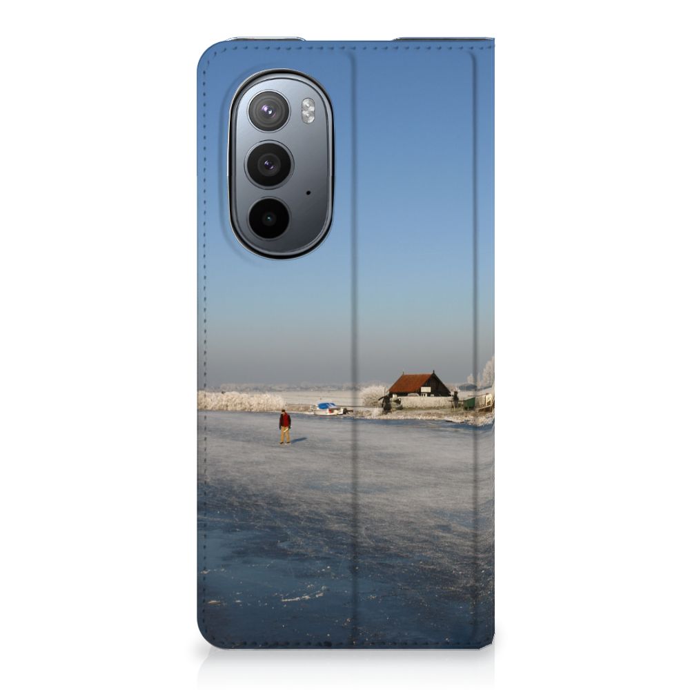 Motorola Edge 30 Pro Book Cover Schaatsers - B2C Telecom