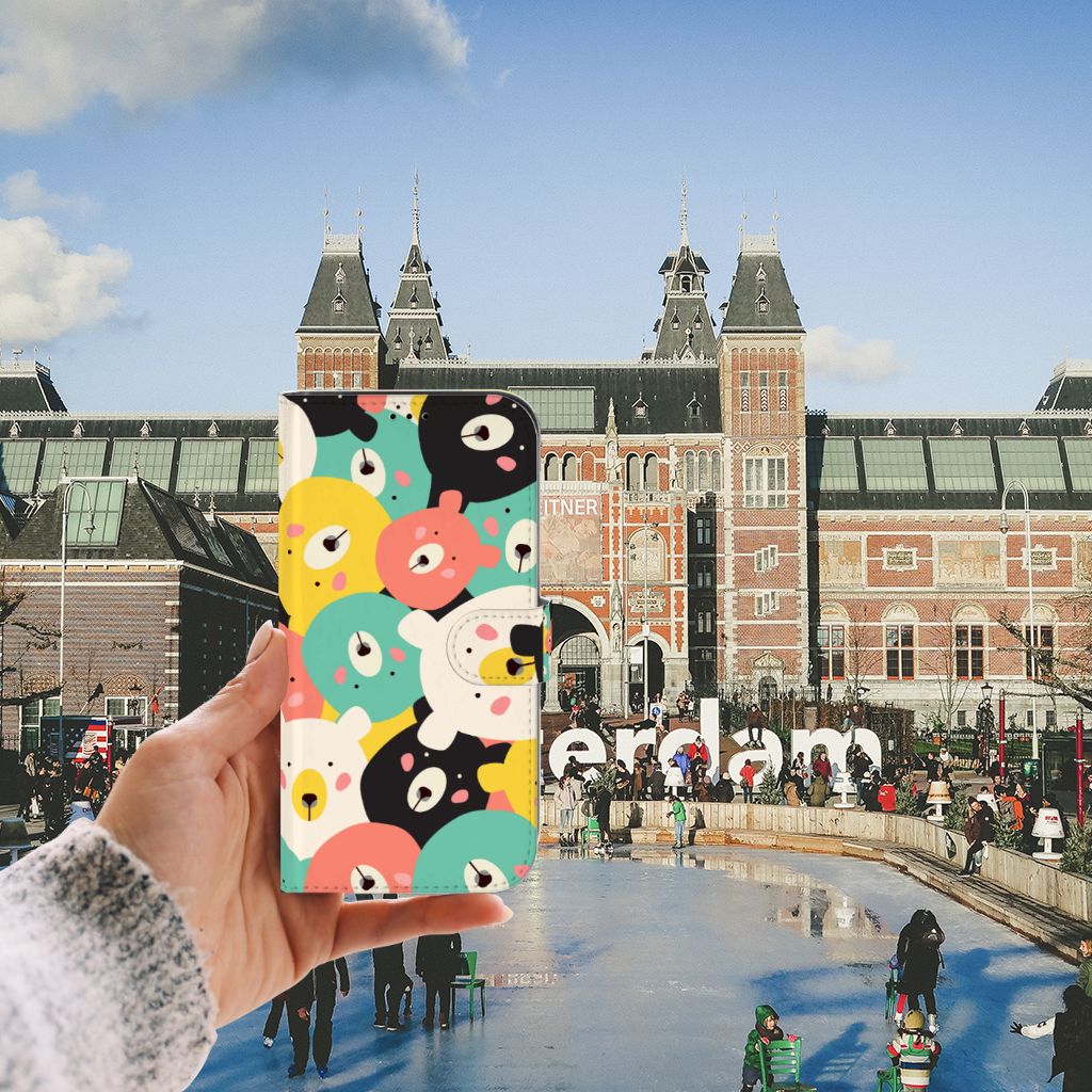 iPhone 13 Pro Max Leuk Hoesje Bears met kleurrijke beertjes voor het Rijksmuseum in Amsterdam.