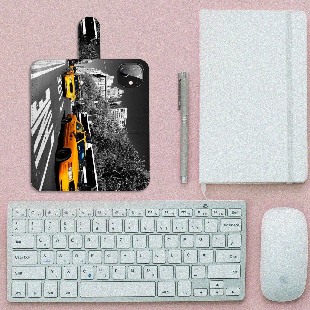 Apple iPhone 12 Mini Flip Cover New York Taxi