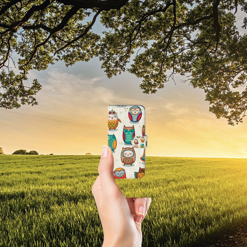 Samsung Galaxy A22 4G | M22 Telefoonhoesje met Pasjes Vrolijke Uilen
