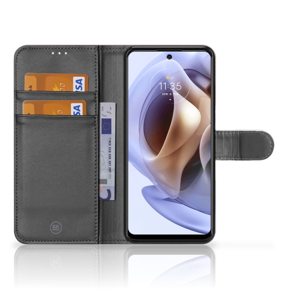 Motorola Moto G31 | G41 Bookstyle Case Nederlandse Vlag met pasjes en een smartphone in de open positie