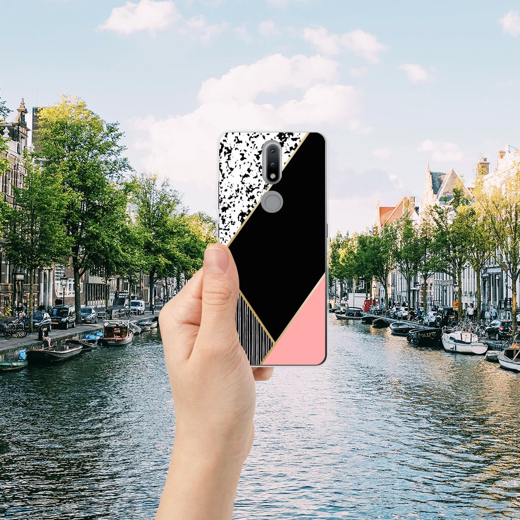 Nokia 2.4 TPU Hoesje Zwart Roze Vormen