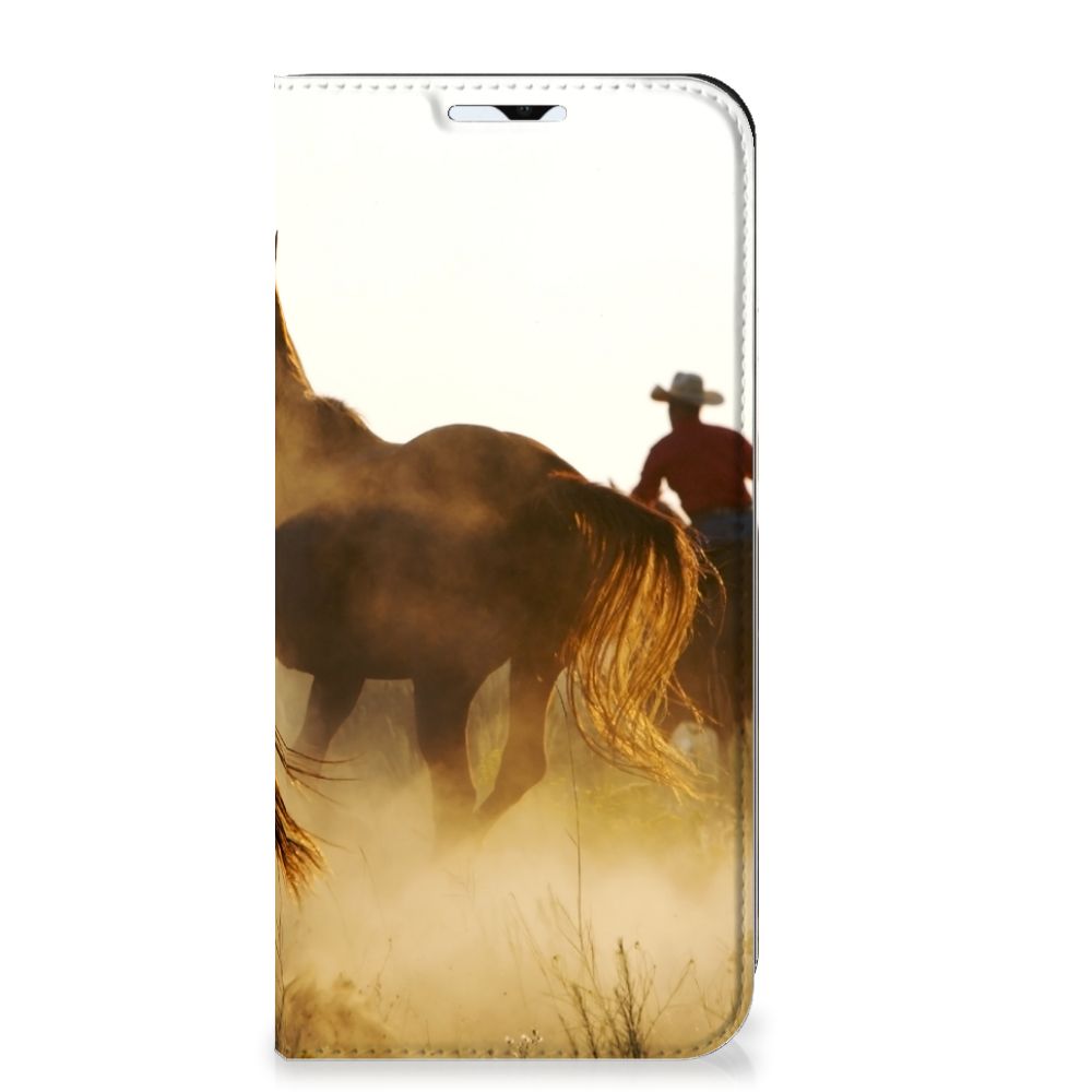 Samsung Galaxy A23 Hoesje maken Design Cowboy met paarden en cowboy in een stoffige omgeving.