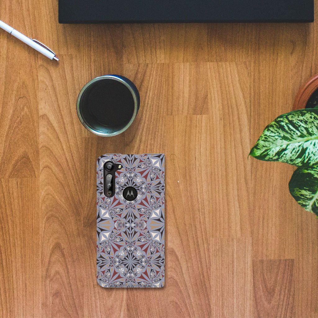 Motorola Moto G8 Power Standcase Flower Tiles - B2C Telecom