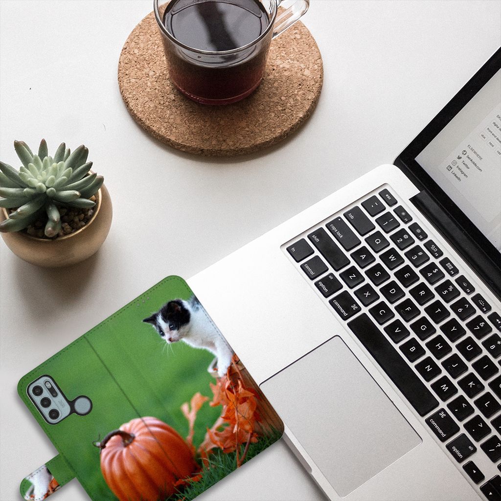Motorola Moto G60s Telefoonhoesje met Pasjes Kitten