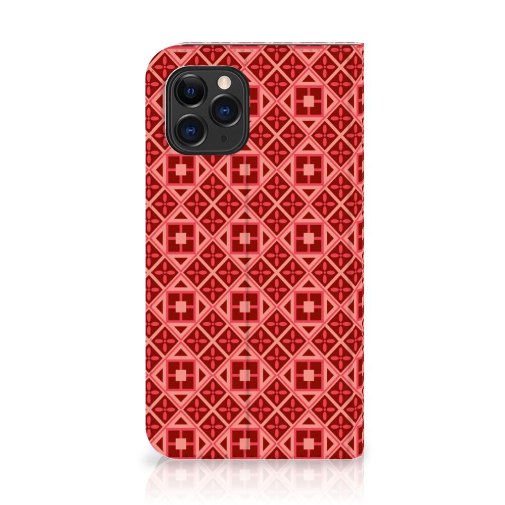 Apple iPhone 11 Pro Hoesje met Magneet Batik Rood