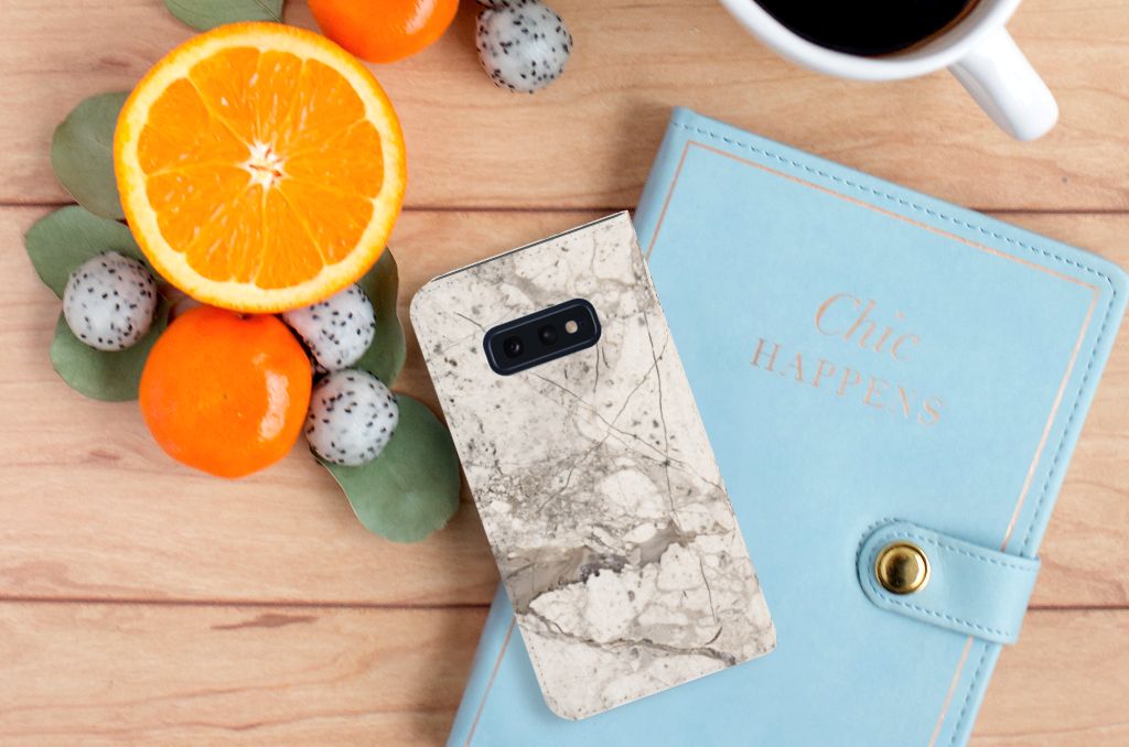Samsung Galaxy S10e Standcase Marmer Beige