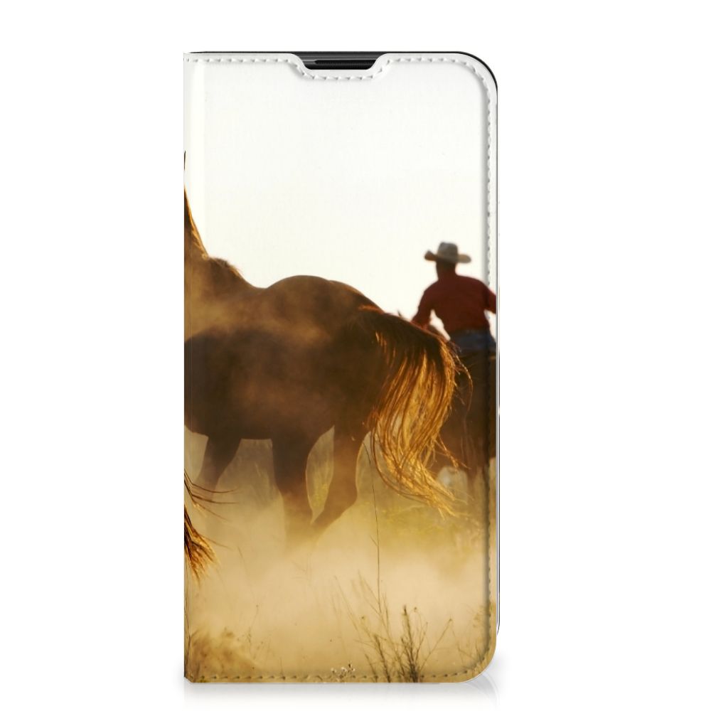 Samsung Galaxy M11 | A11 Hoesje maken Design Cowboy met afbeelding van cowboy en paarden in stofwolk.