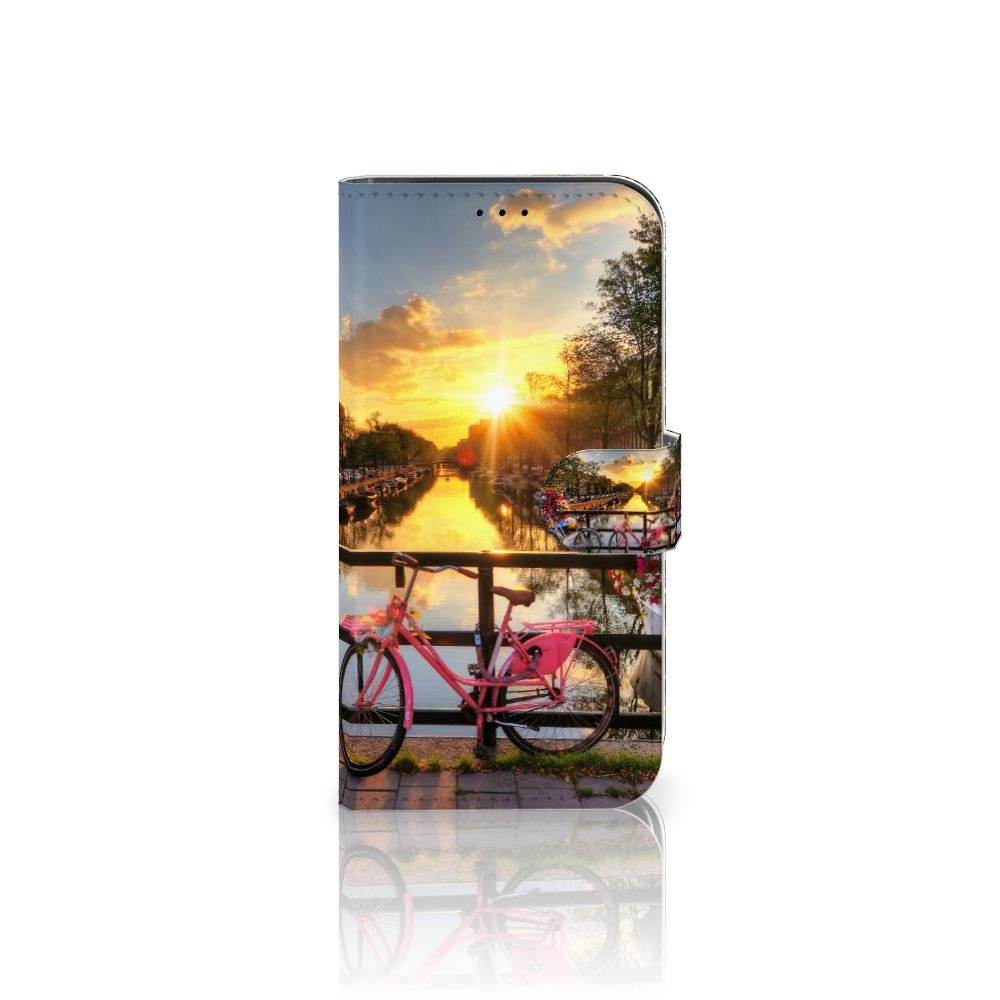iPhone 13 Pro Flip Cover Amsterdamse Grachten met uitzicht op de grachten en een roze fiets 🚲.